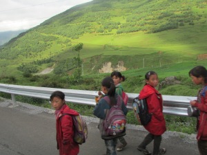 Children on their walk home from school 